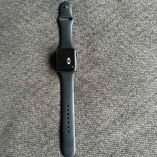 Apple Watch Series (2ème génération) 42MM Boîtier en aluminium céramique noir - Photo 9 sur 9