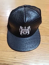 RARE RVCA BY PM TENORE SNAPBACK BLACK Flat Brim Trucker Mesh