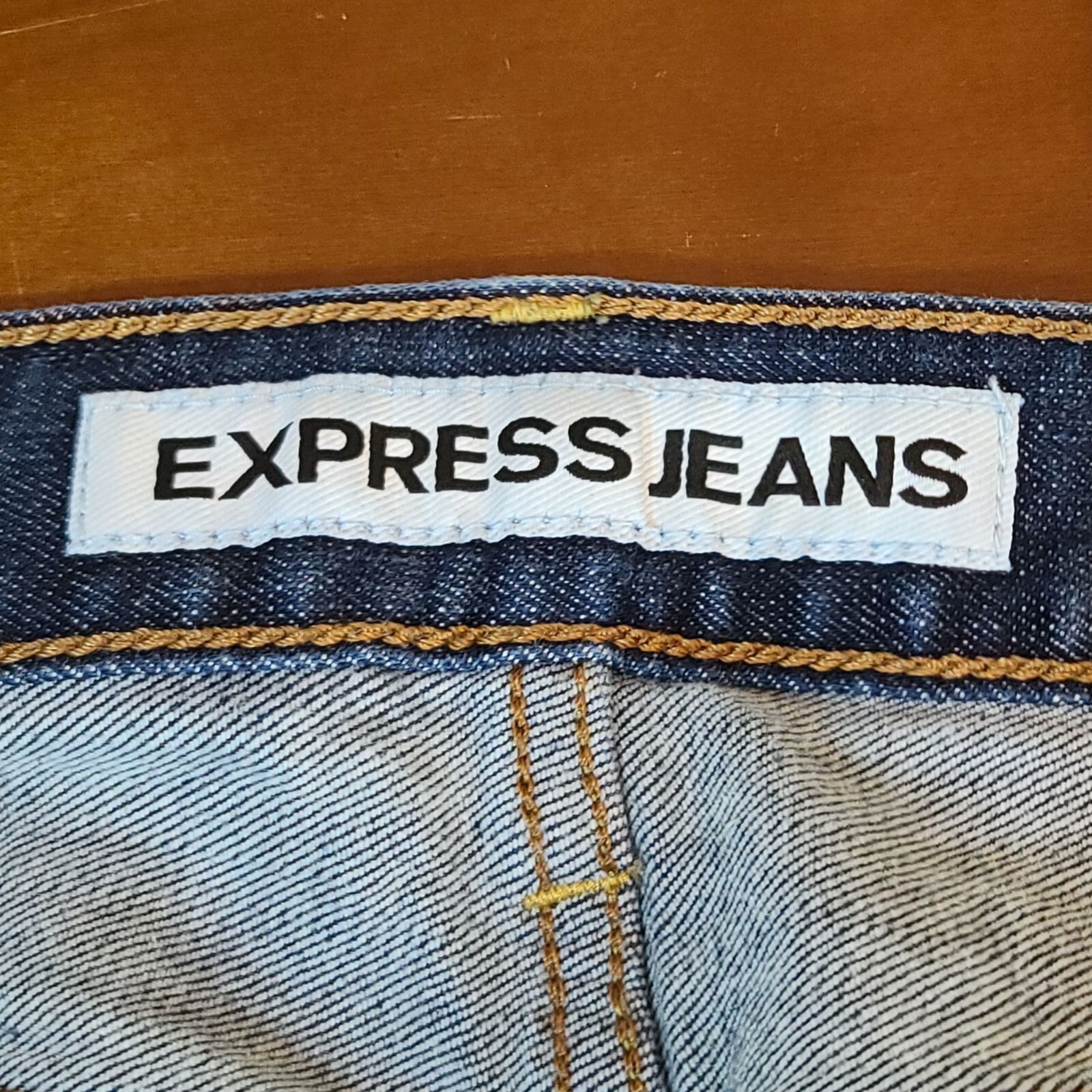 EXPRESS ROCCO SLIM FIT STRAIGHT LEG BLUE DENIM JEANS MENS 34X34 (34X32