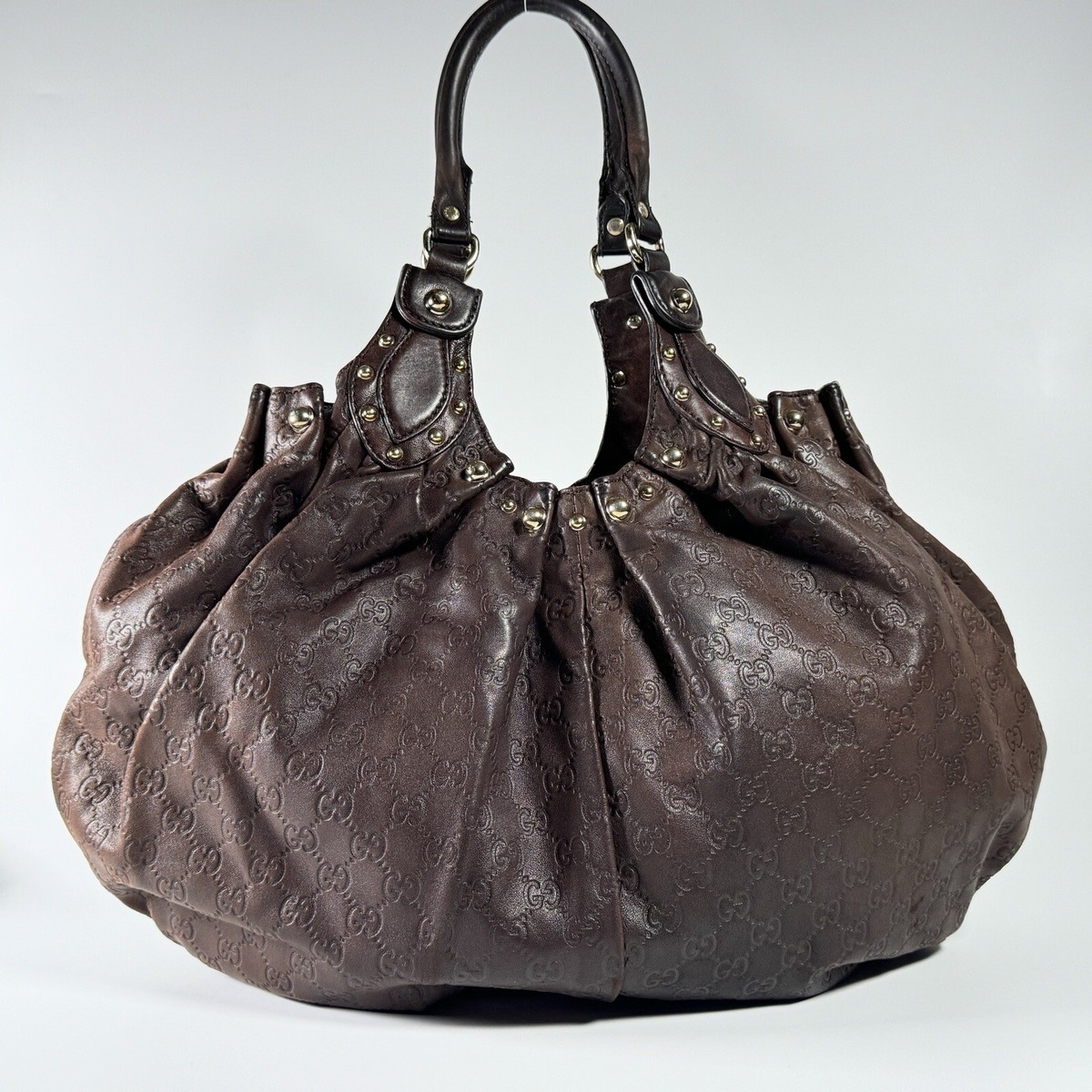 Authentic Gucci Guccissima Pelham Leather Studded Large Authentic Gucci Guccissima Pelham Leather Studded Large