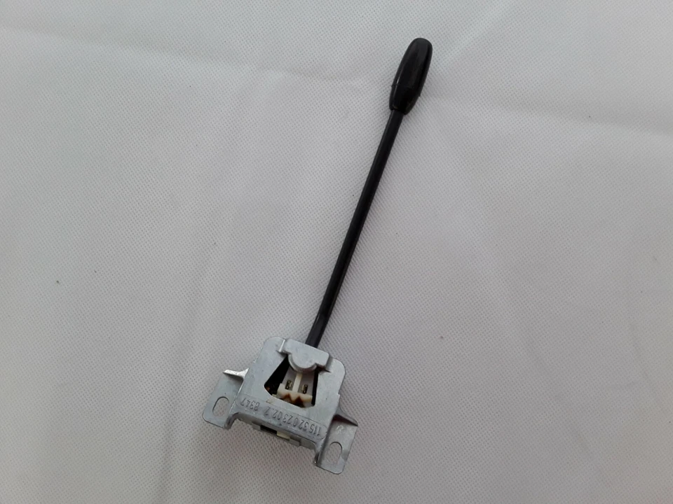 Interruptor de luz de cruce BMW e10 hasta 1971 1600-2 - 2002 Ti  Foto 2 de 4