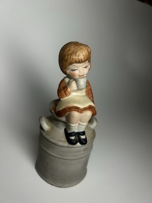 Hershey s  Sharing the Good Things  porcelain bell
