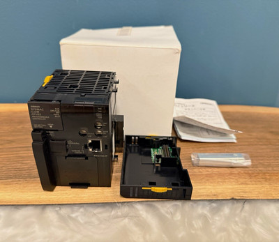 OMRON SYSMAC CJ2M CJ2M-CPU32 PLC CPU Unit Processor Module Controller