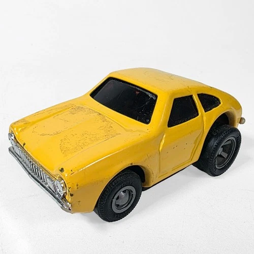 Tonka Scrambler • Yellow Ford Pinto • Hub Heater Pull-back Motor • Japan