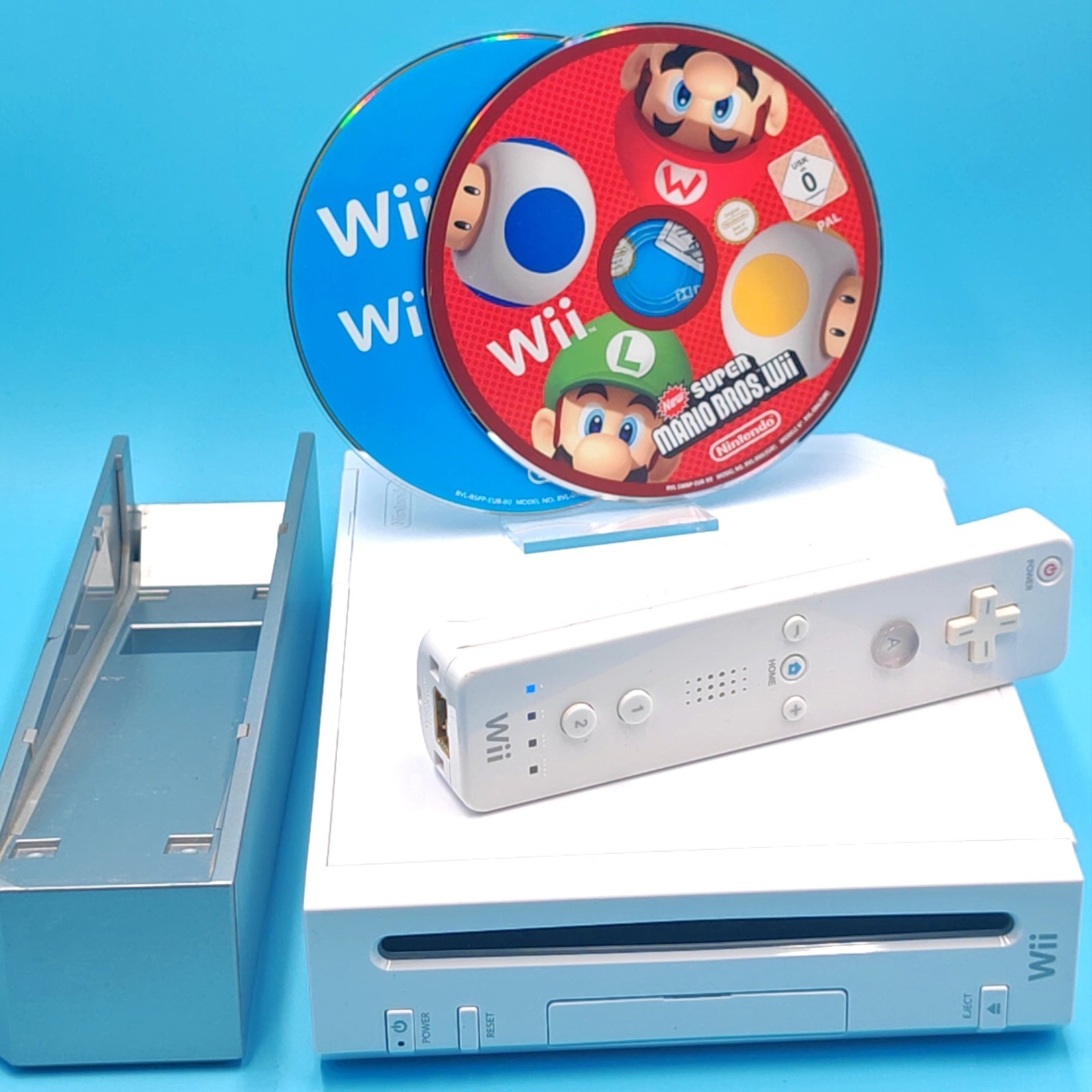 Nintendo Wii Bianca Console Completa inclusi New Super Mario Bros. e Wii sports