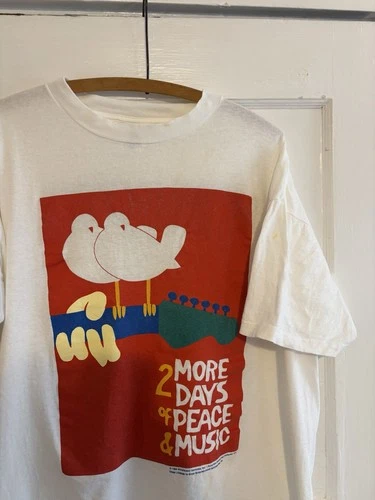 woodstock ‘94 concert single stitch t shirt siz 1990s vintage concert t-shirt, vintage, size XL, single stitch, B+ condition