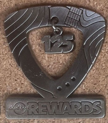 HRC Hard Rock Cafe - VIP REWARDS VISIT MILESTONE  Pin - 125