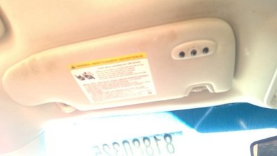 Used Left Sun Visor fits: 2017 Ford Edge illuminated w/sunroof L. w/garage door