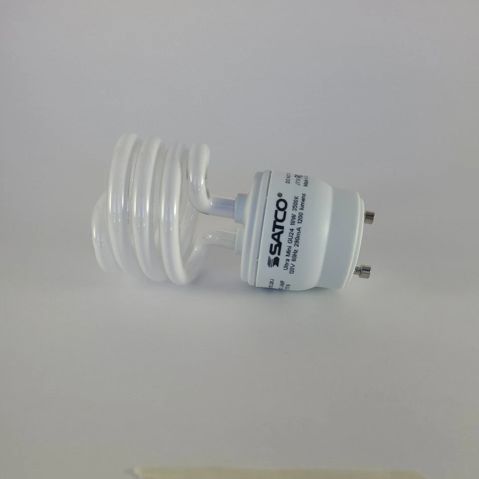 Bombilla fluorescente compacta espiral Satco S8229 18GU24/35 18W 120V T2 GU24 3500K Foto 3 de 4