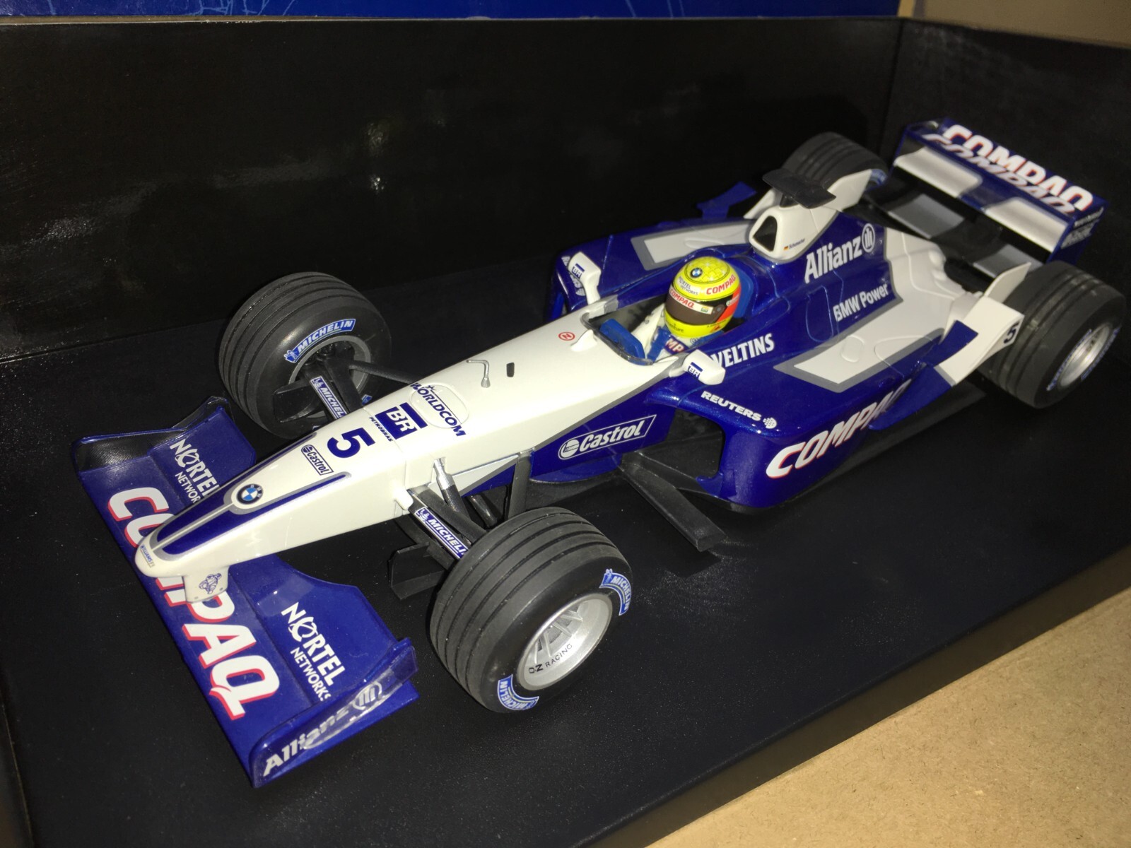 1:18 Minichamps #100010025 Ralf Schumacher Williams BMW FW23 #5 1st Win 2001