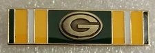 GREEN BAY PACKERS "MILITARY STYLE RIBBON" Metal Lapel PIN