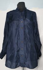 Camicia di seta Massimo Dutti. Usato in buone condizioni. 100% seta. Taglia:S