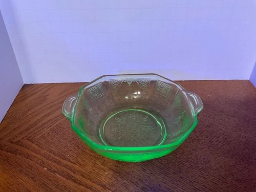 Vintage Uranium Anchor Hocking Princess Green Octagonal Depression Berry Bowl