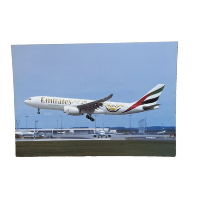 Postkarte AK Flugzeug Flieger Emirates Dubai Summer Surprise Airbus A330-243 Ung