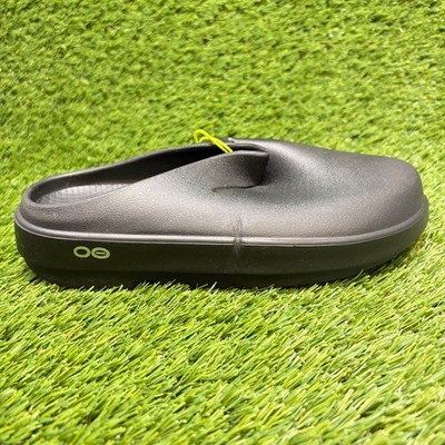 Oofos OOcloog Clog Womens Size 6 Black Casual Classic Slip On Recovery Shoes