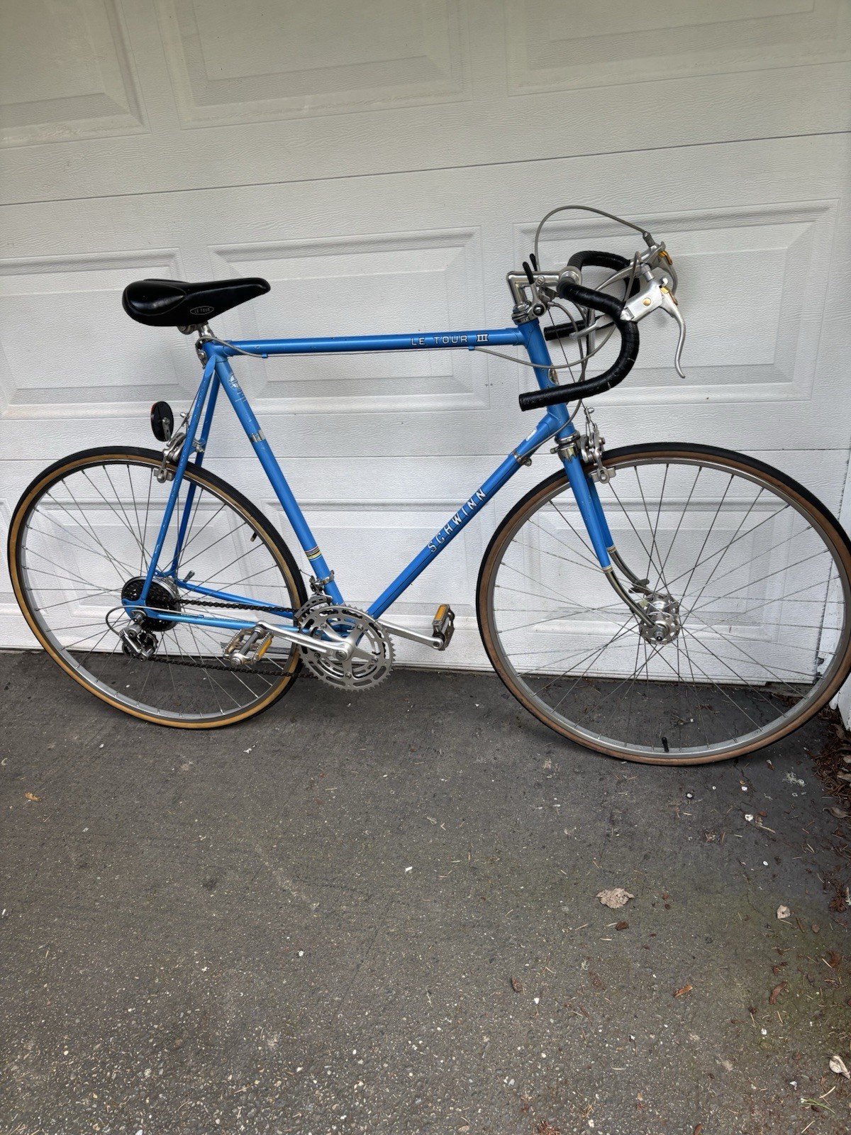 VINTAGE 80s Era &ldquo;SCHWINN LE TOUR III  ROAD BIKE  JAPAN BLUE ARAYA TALL BIKE 62cm