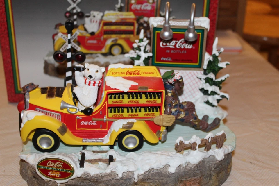 Coca-Cola Limited Edition Motion Musical Featuring Emmett Kelly Preowned - Image 2 of 4