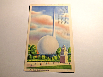 OFFICIAL AUGUST 23, 1939 WORLD'S FAIR TRYLON & PERISHPERE THEME CENTER POSTCARD