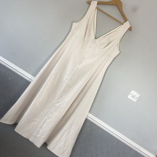 Pretty Little Thing Dress Womens Size 18 Cream V-neck Sleeveless Plunge Button D