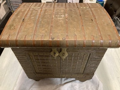 Antique India Pitara Teakwood/copper/brass Jewelry Chest