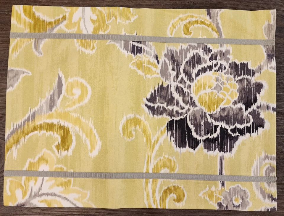 Karen Lee Ballard Placemats Set of 2 Floral Lime Green Black Yellow & Gray NWOT - Image 2 of 4