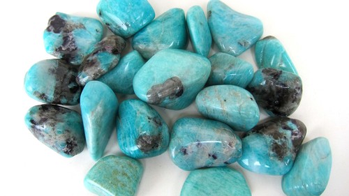 Three Amazonite Tumbled Stones 35-40mm Reiki Healing Crystals by Cisco Traders - 第 1/1 張圖片