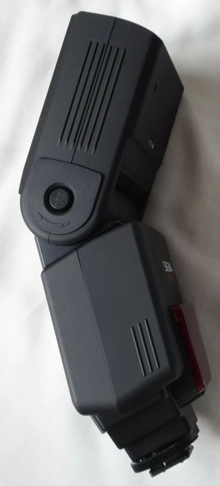 Sigma EF-610 DG ST Electronic Flash for NIKON Digital SLR Cameras  - Image 4 of 4