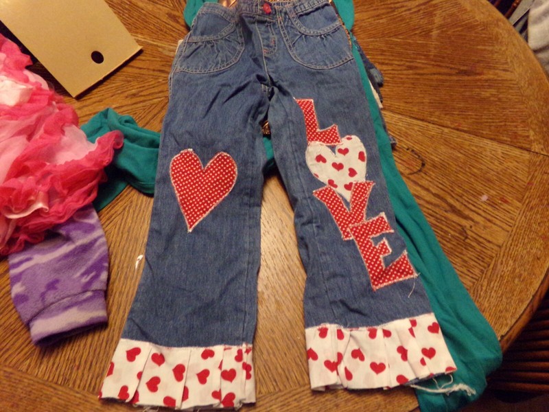 +*GIRLS JUMPING BEANS PANTS 6 J 721