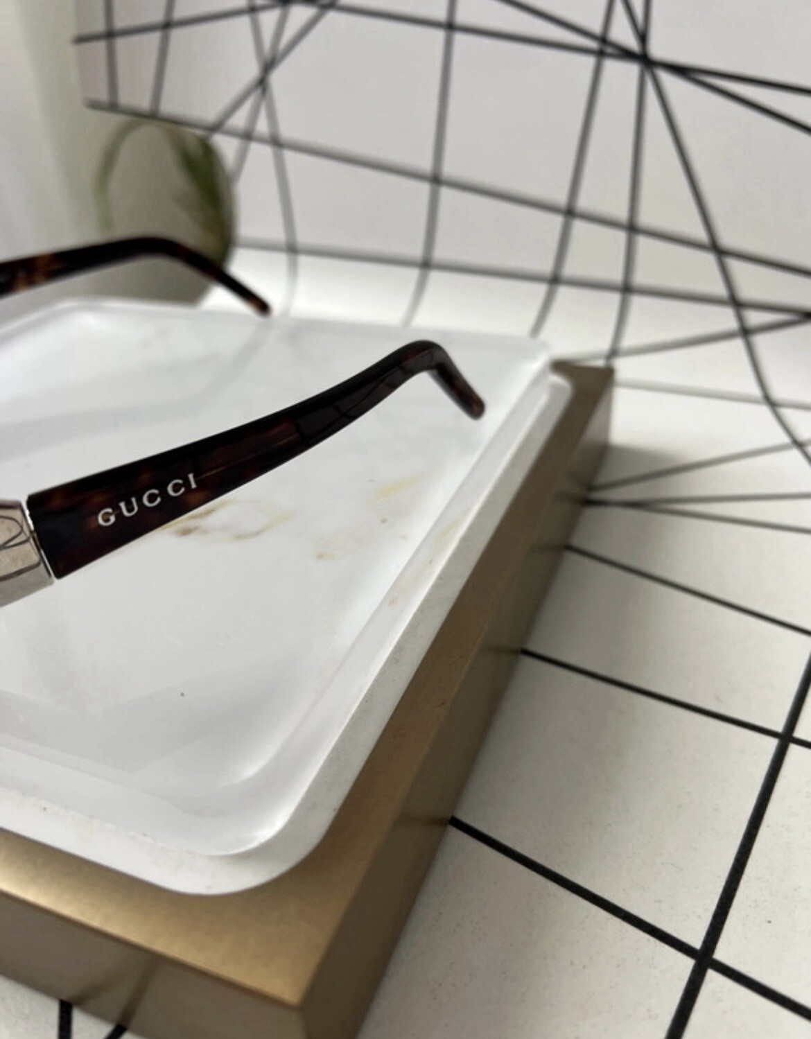 Vintage Gucci Men's Sunglasses image 2