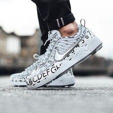 nike spiridon roundel white