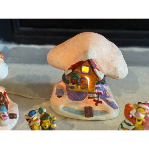 Disney Seasonal Specialties village light up - Picture 4 of 13