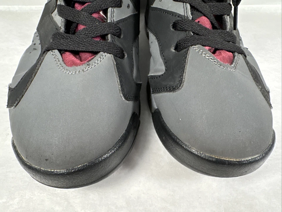 AIR Jordan 6 VI Burdeos Talla 9.5 EE. UU. - CT8529-063 - Usado Foto 2 de 4