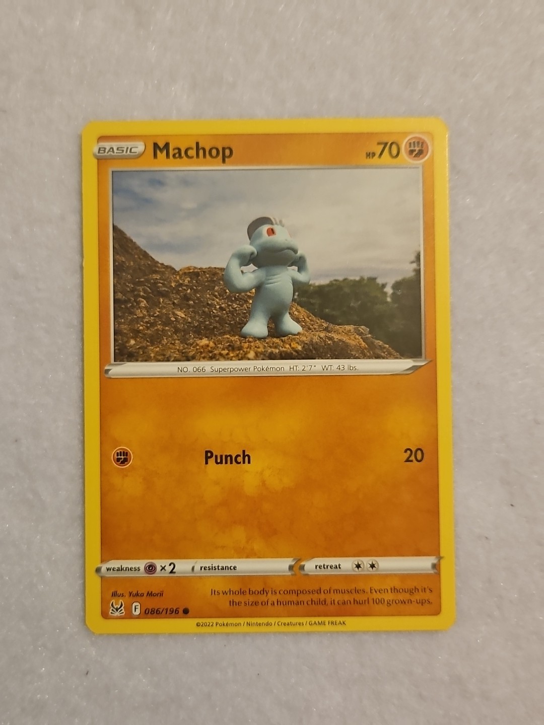 Pokemon TCG Card - Machop 86/196 Common | 2022 Lost Origin | Yuka Morii