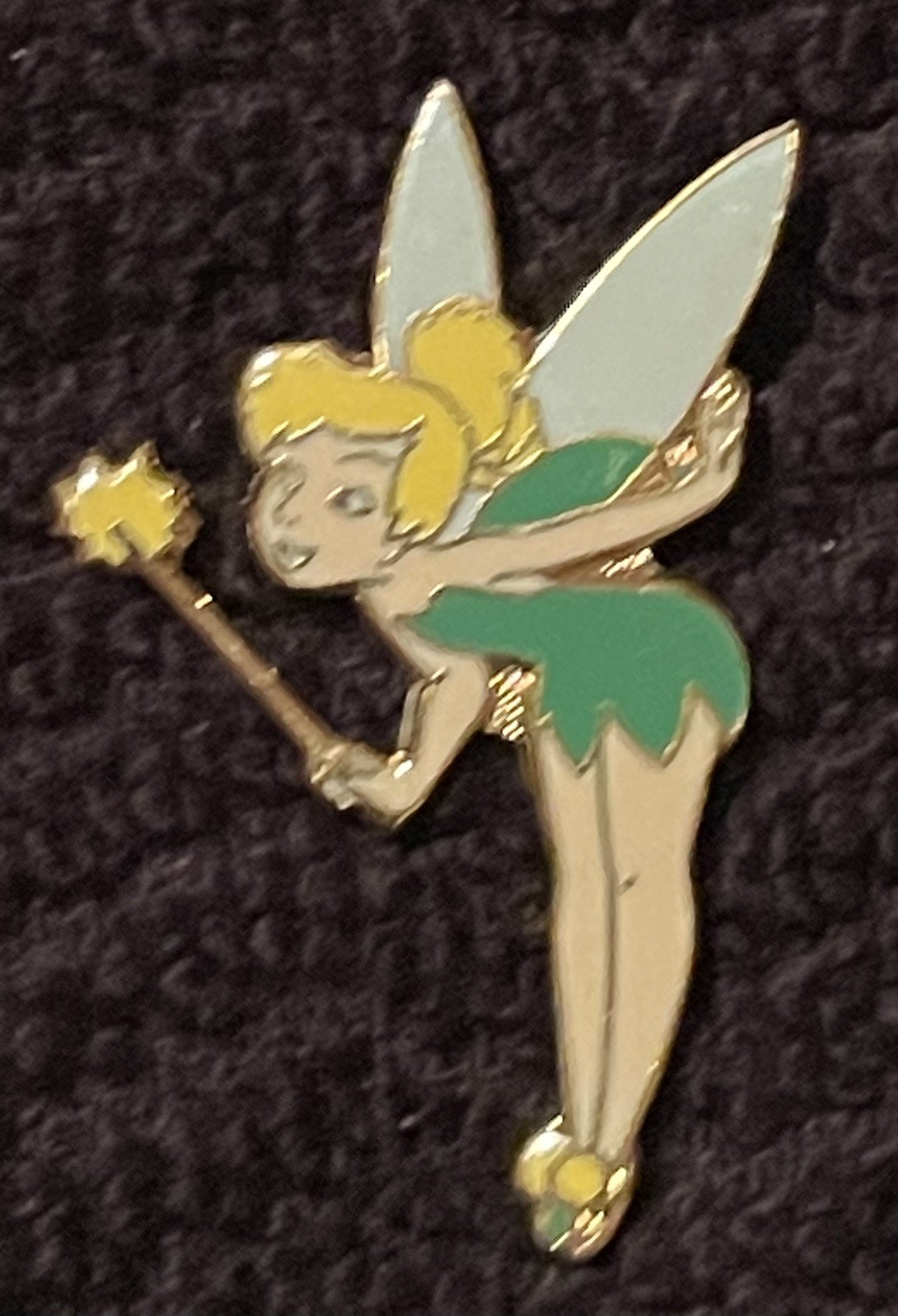 A13-56 DISNEY PIN - TINKER BELL WITH HER WAND 