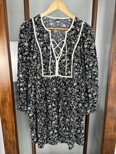 Old Navy Long Sleeve Lace Up Dress Size Large Black Floral Peasant Boho Prairie