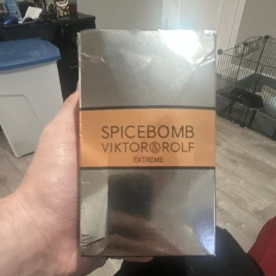 Viktor & Rolf Spicebomb Extreme Eau de Parfum Spray 3.04 fl oz