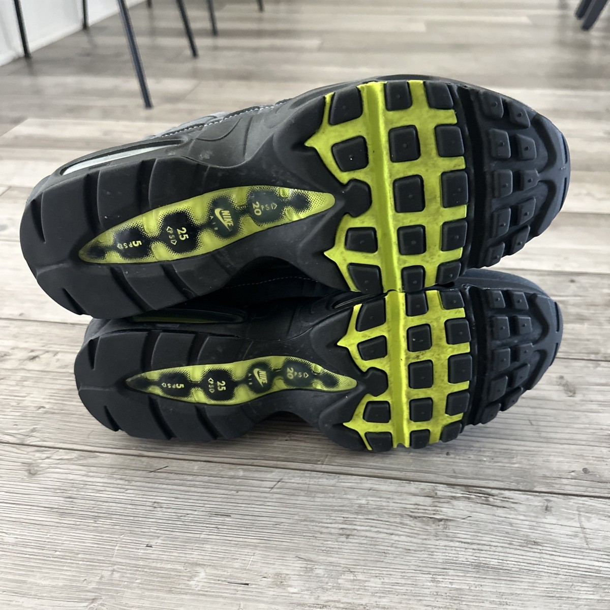 2020 Nike Air Max 95 Neon Size 9.5 194498134047| eBay