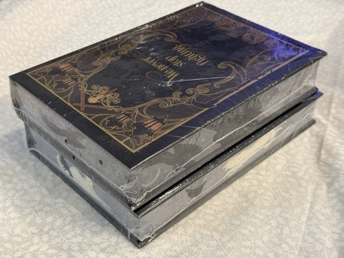 Six of Crows + Crooked Kingdom Duology Owlcrate Special Edition - Sealed / New - Foto 4 di 5