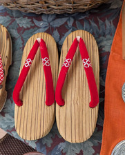 Japanese Wood Sandal for Girl  Red  Made in Japan