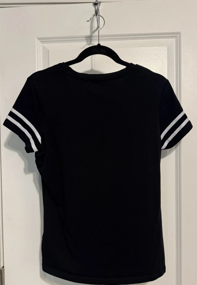 Camiseta GUESS Negra Dorada Estrás Crew Logo Letti XL/PEQUEÑA Foto 2 de 4