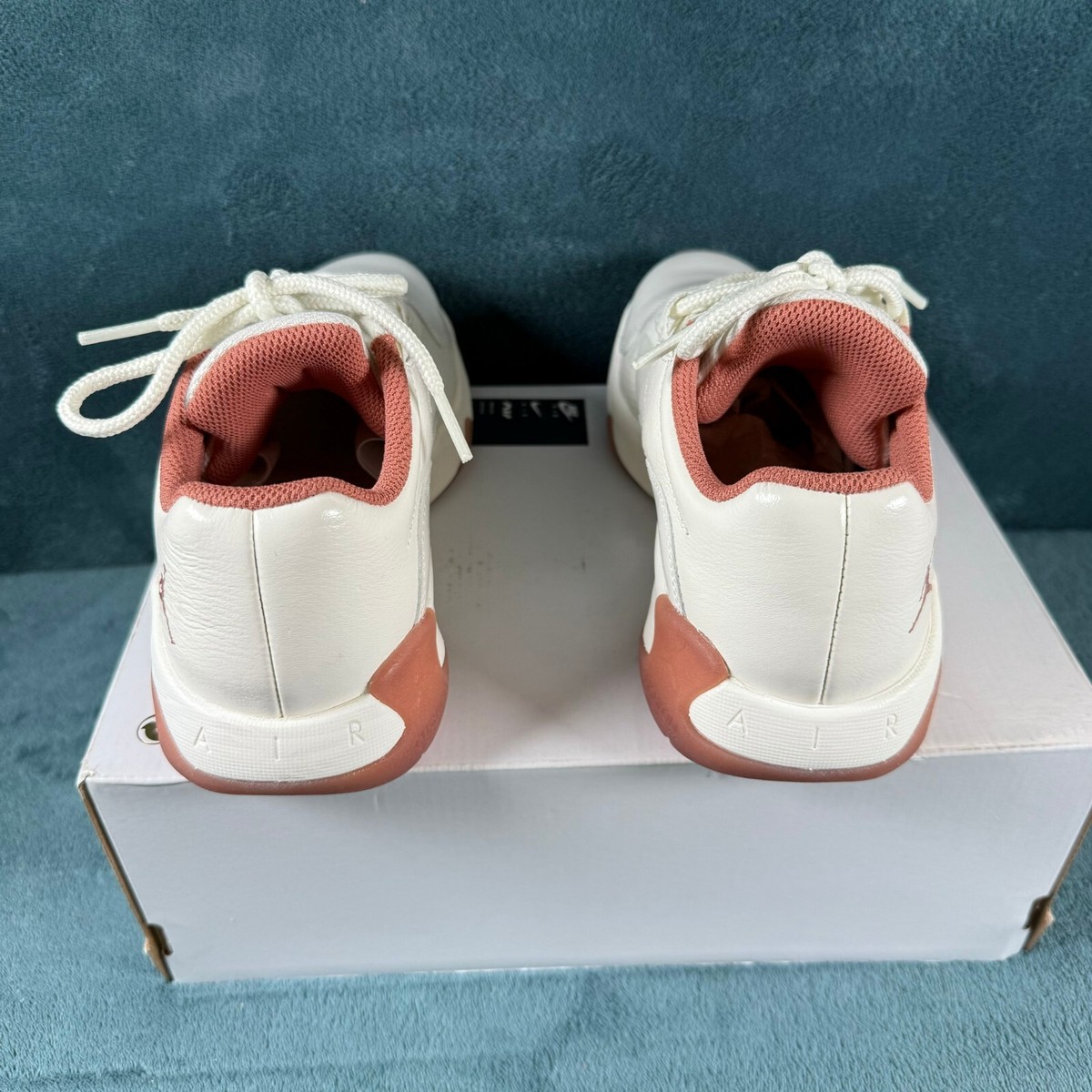 Size 11 - Air Jordan 11 CMFT Low Sail Sky J Orange W for
