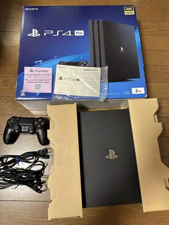 2TB】PlayStation4 Pro(CUH-7200CB01)-