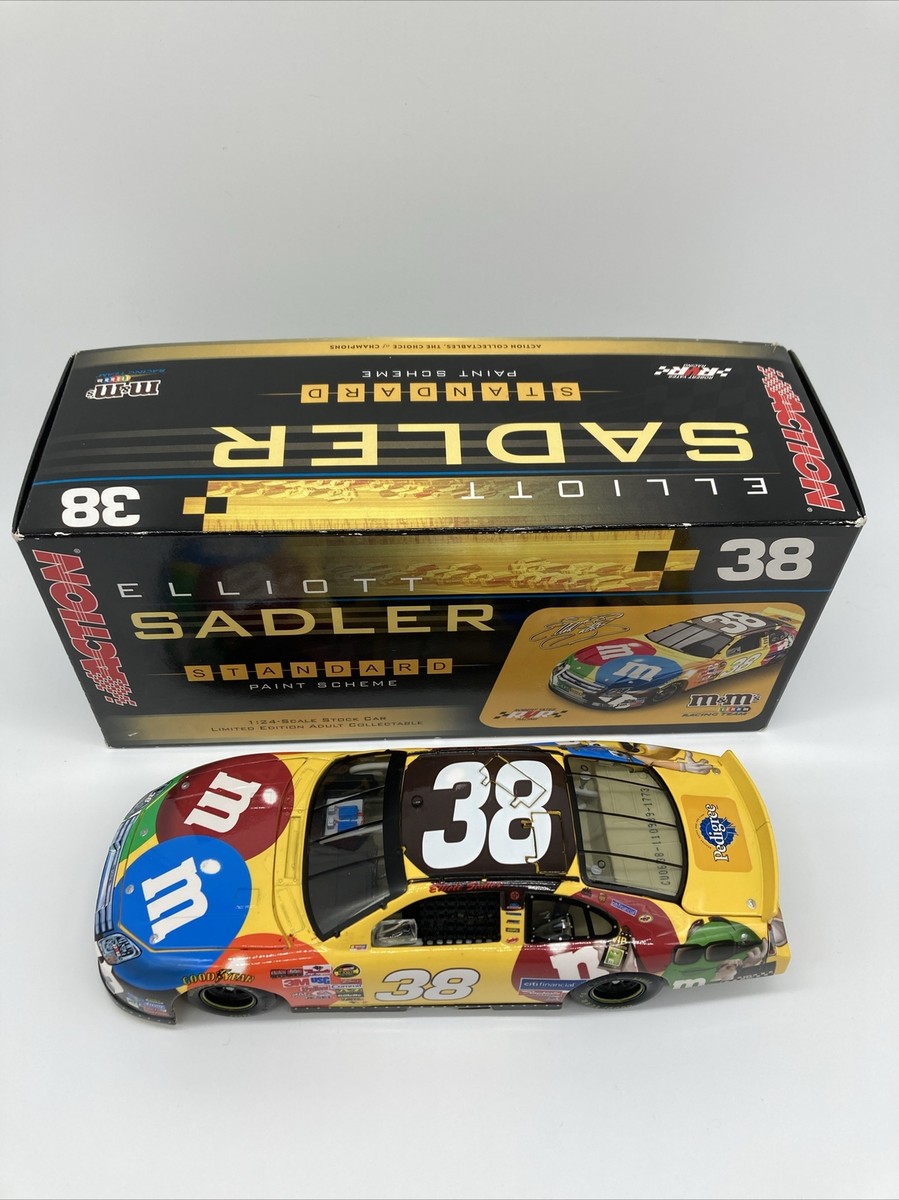 ミニカー 2006 Elliott Sadler 38 M & MS 1/24 Action Elliott Sadler #38 M&M's 2006 Ford Fusion 1/24 | eBay