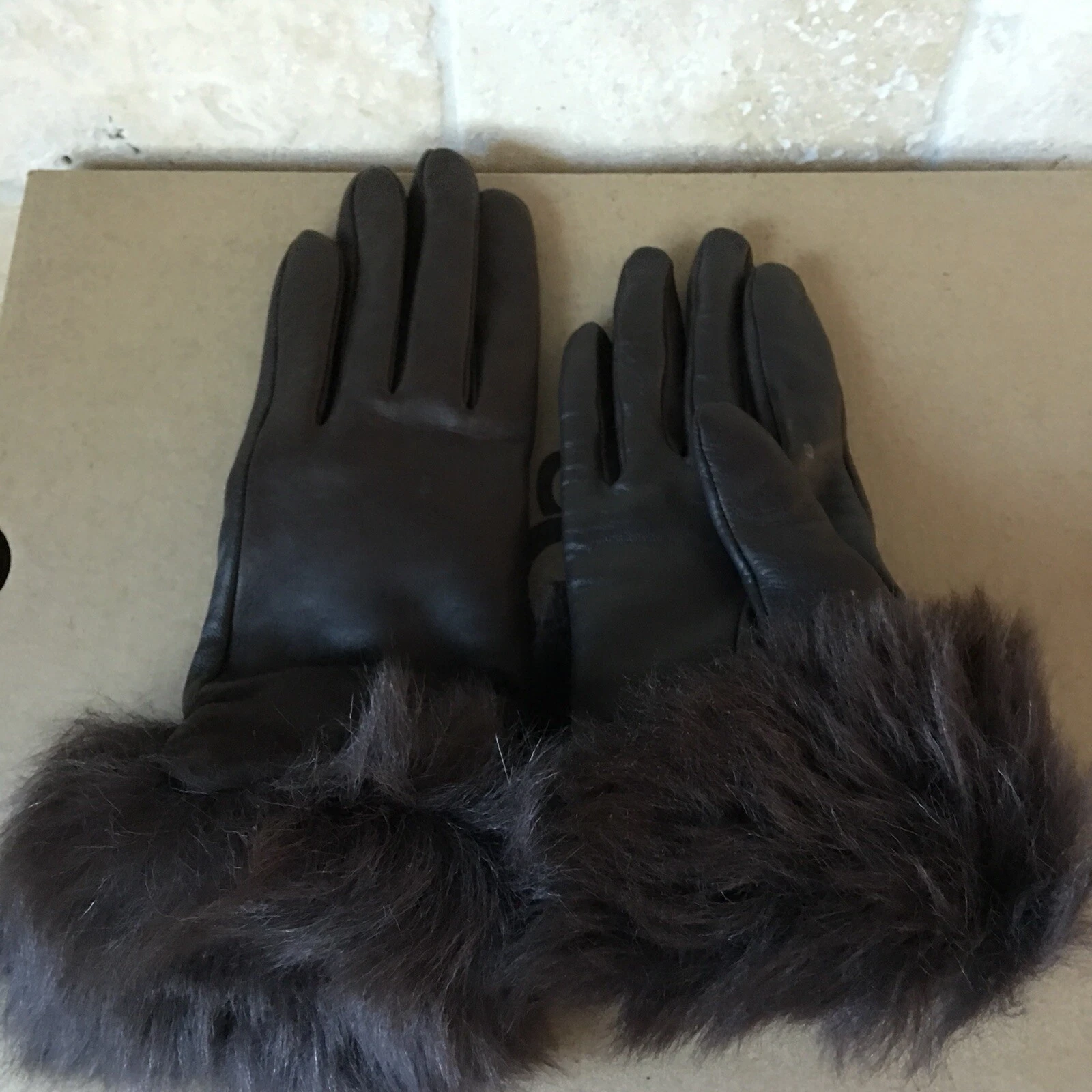 UGG TECH QUINN BROWN LEATHER TOSCANA TOUCH SCREEN SMART GLOVES M MEDIUM WOMENS
