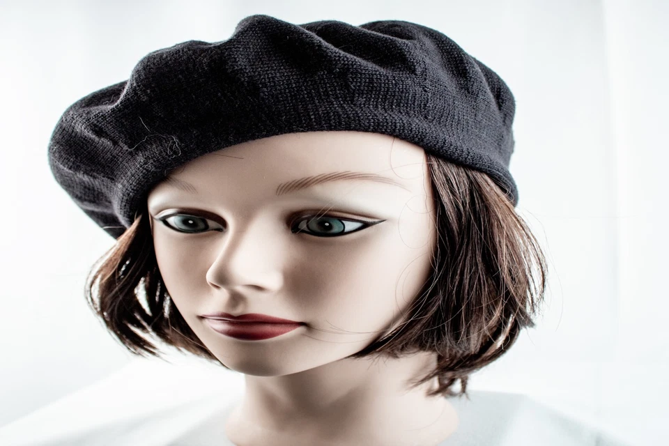 1940's French Wool Blend Vintage Women Black Beret Hat Size M 7 1/8 - Image 2 of 4