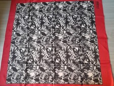 Gianfranco Ferre Foulard Made in Italy 88 x 88 cm Tema Conchiglie
