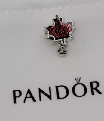 NEW Authentic 100% 925 ALE Love Canada Maple Leaf Charm 797207EN07 A80 W/ Pouch