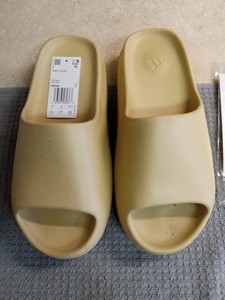 adidas gazelle silver green womens Adidas Men's Yeezy Desert Sand Slides (Size 42/42.5) main image 0