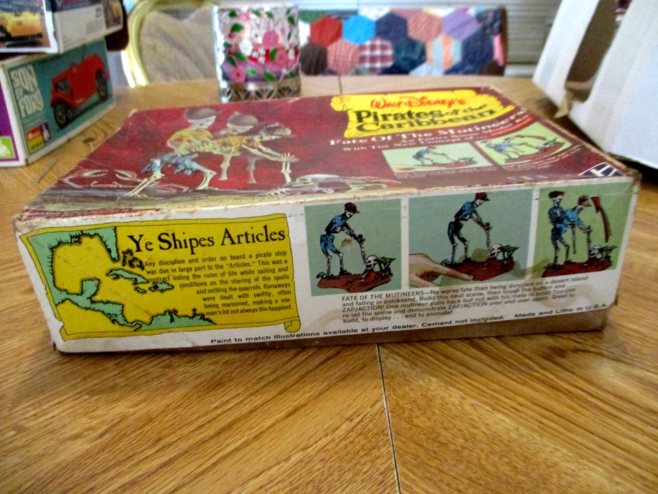 Walt Disney's Piratas del Caribe Destino de los Mutinadores Modo Kit Foto 3 de 4