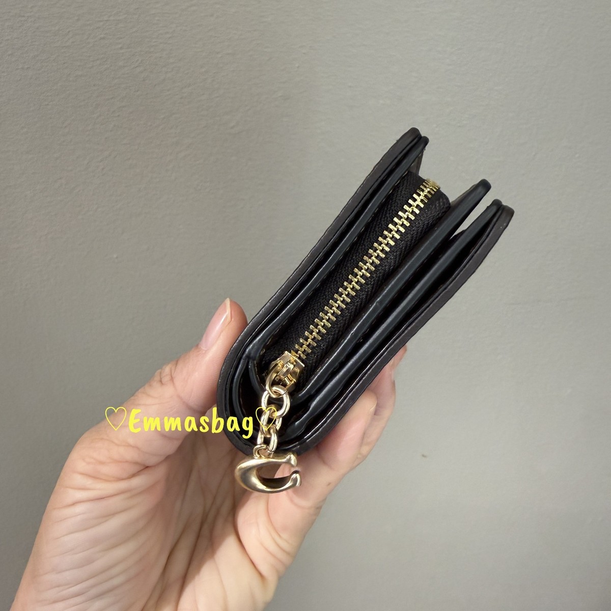 ASTRO ユンサナ 握手券 タワレコ Coach Snap Wallet Signature Chenille CCQ32 Gold Truffle & Light